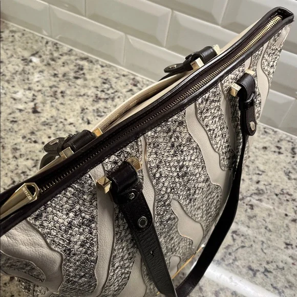 Brahmin Medium Asher Tote in Crème Solmar Colorway EUC - Picture 5 of 17